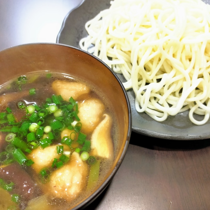 鶏皮の旨味たっぷり!!つけ汁☆うどん!!